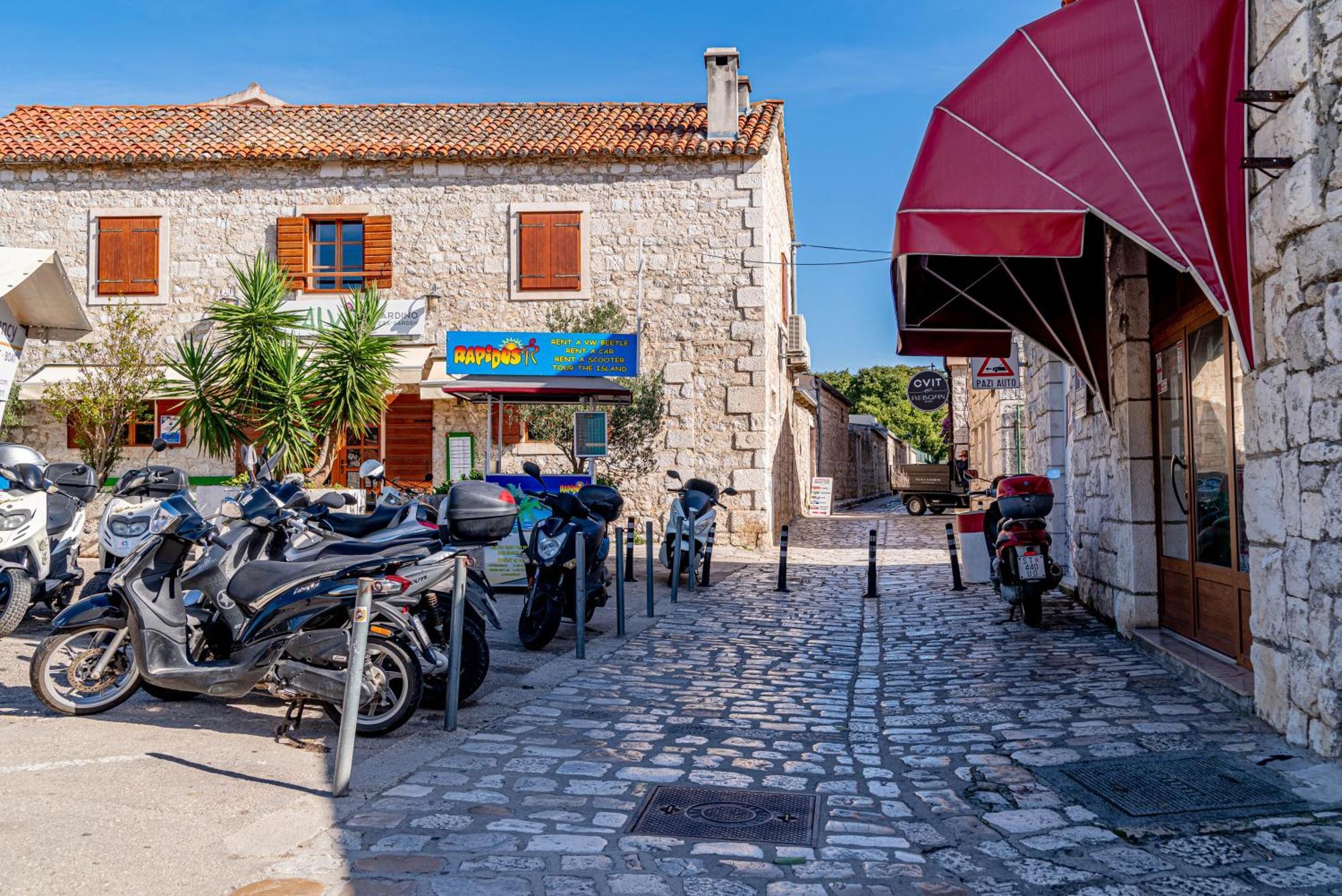 Apartments Barcot Hvar Town Exteriör bild